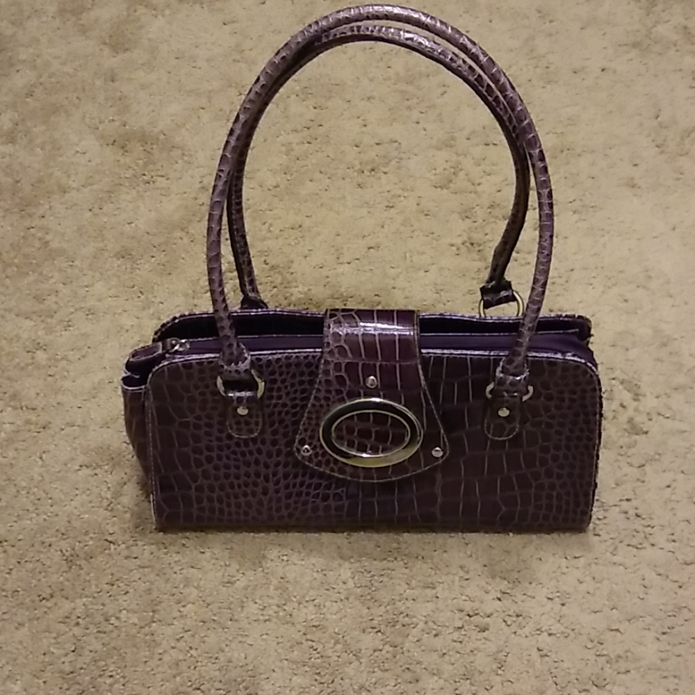 Purple faux crocodile print/textured purse